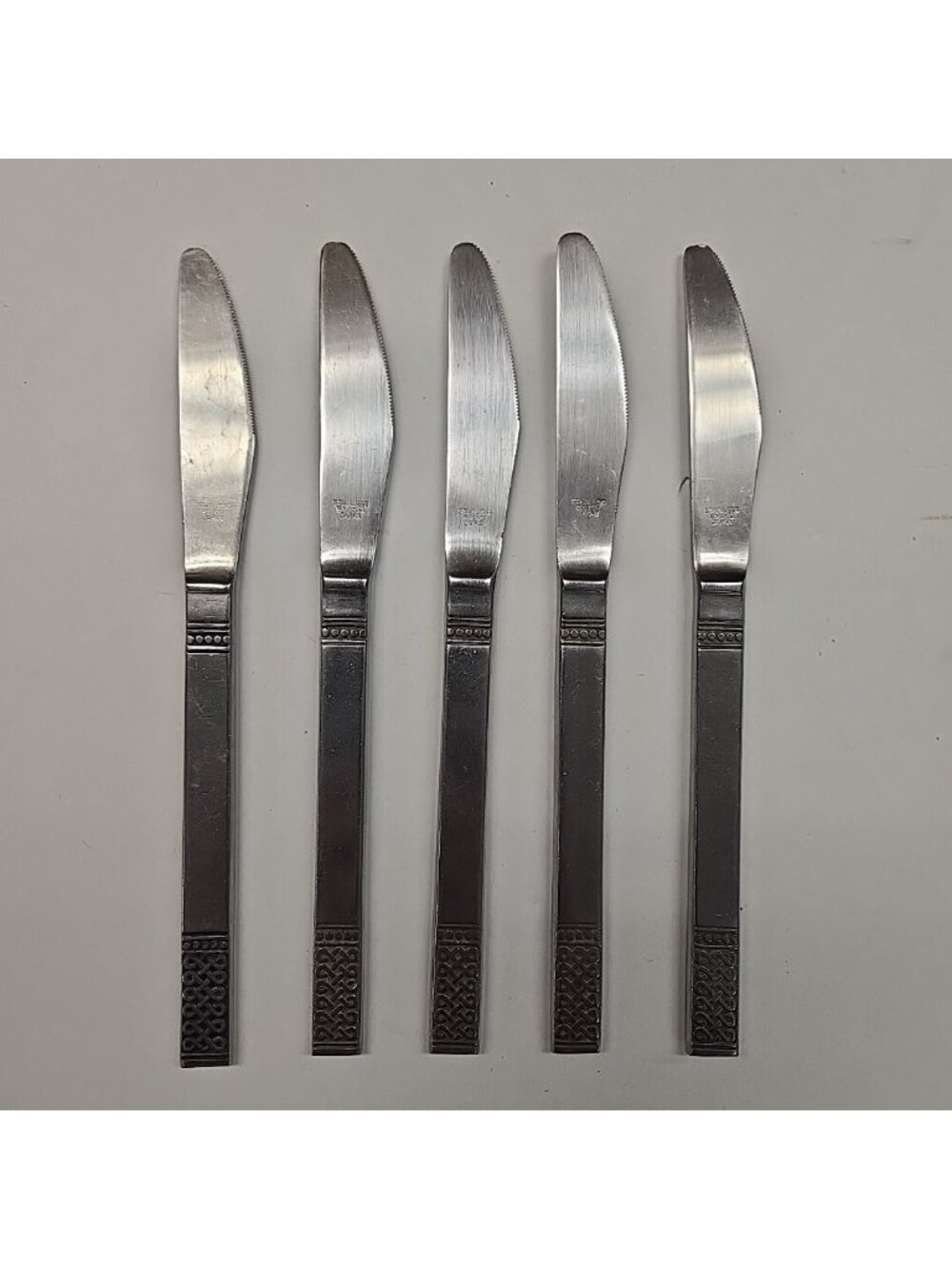 Vintage MSI Danika Set of 5 Knives Celtic Knot Japan Stainless Flatware